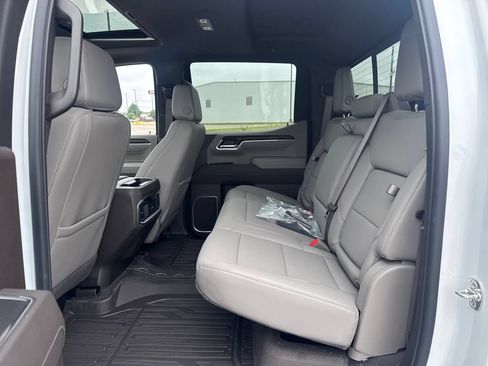 New 2026 GMC Sierra 1500 SLT w/ SLT Premium Plus Package AWD/4WD image 15