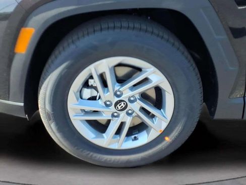 New 2026 Hyundai Tucson SE image 12