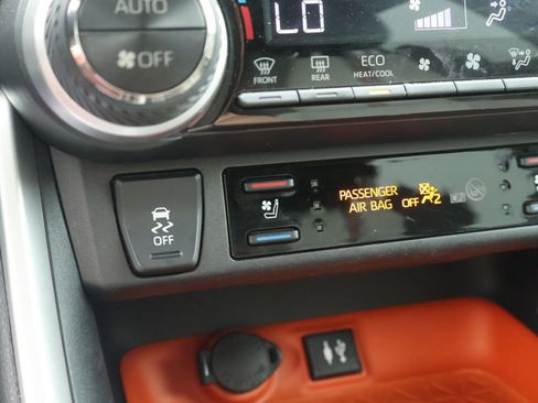 Used 2019 Toyota RAV4 Adventure w/ Cold Weather Package AWD/4WD image 52