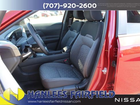 New 2025 Nissan Versa SV w/ Trunk Package FWD image 12