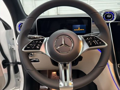 New 2026 Mercedes-Benz GLC 300 image 15