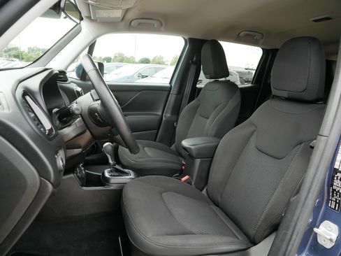 Used 2020 Jeep Renegade Altitude AWD/4WD image 34