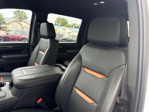 Used 2025 GMC Sierra 2500 AT4 AWD/4WD image 17
