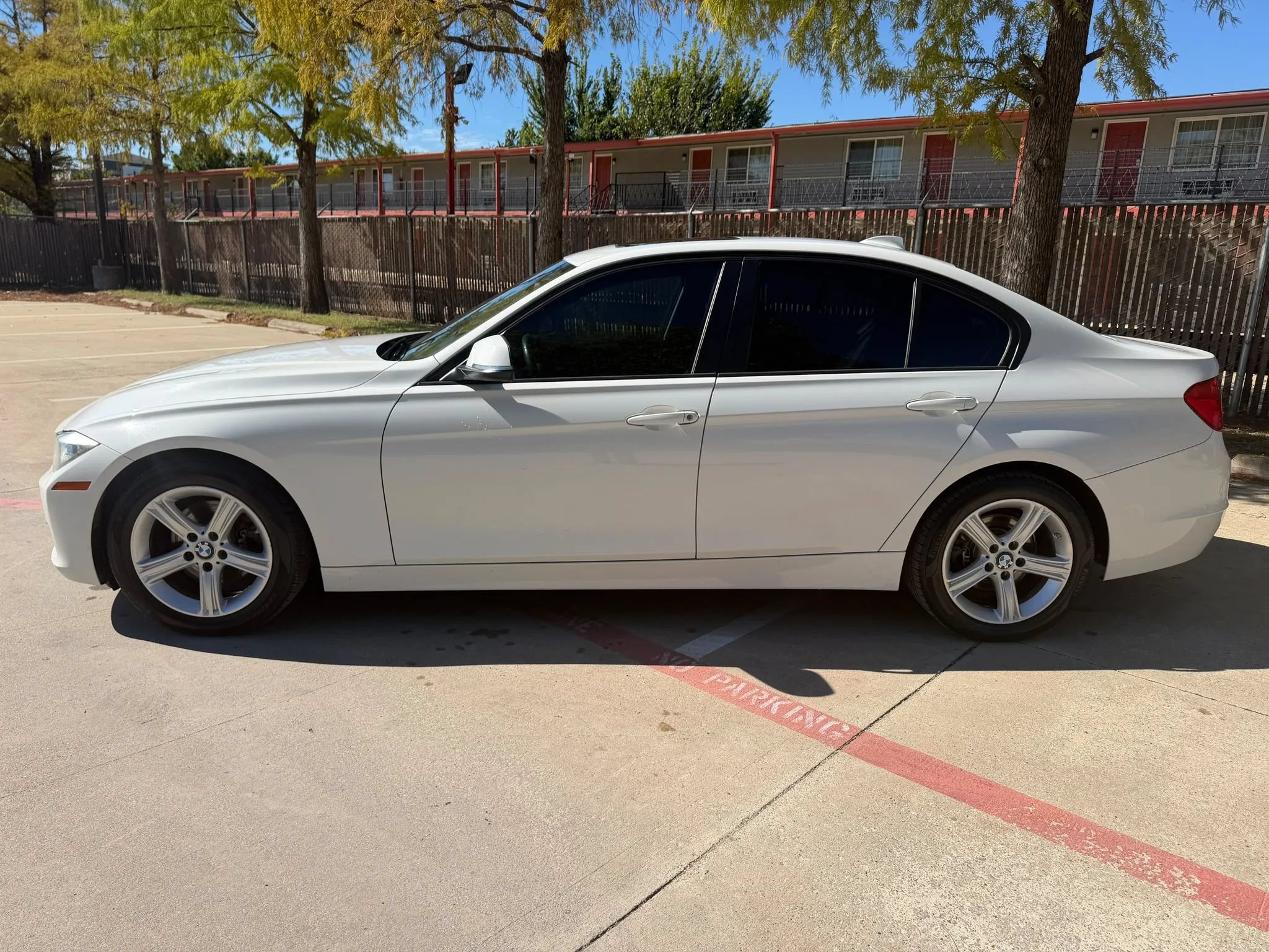 Used 2014 BMW 328i Sedan RWD image 6