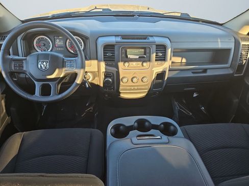 Used 2019 RAM 1500 Express image 10