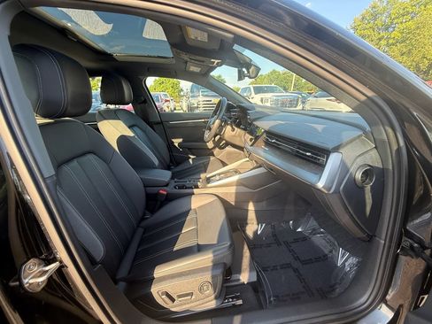 Used 2023 Audi A3 2.0T Premium Plus w/ Premium Plus Package FWD image 28