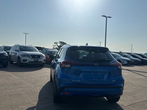 Certified 2024 Nissan Kicks SR w/ SR Premium Package FWD image 17