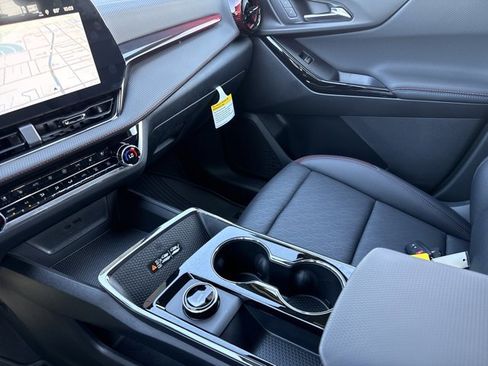 New 2026 Chevrolet Equinox RS w/ Convenience Package III FWD image 22