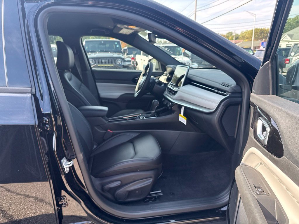 New 2026 Jeep Compass Limited AWD/4WD image 25