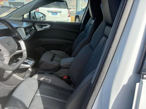 Used 2022 Audi Q4 e-tron Premium Plus w/ Premium Plus image 13