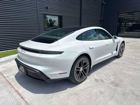 Used 2025 Porsche Taycan 4S AWD/4WD image 12