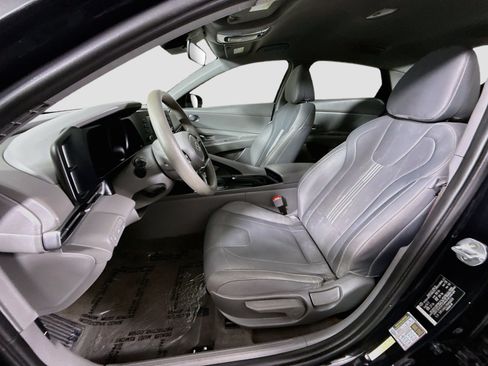 Used 2022 Hyundai Elantra SEL FWD image 22