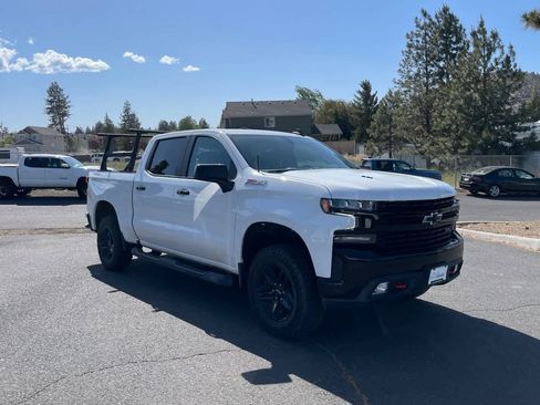 Used 2021 Chevrolet Silverado 1500 LT Trail Boss w/ Bed Protection Package AWD/4WD image 7