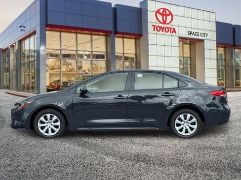 New 2026 Toyota Corolla LE FWD image 3