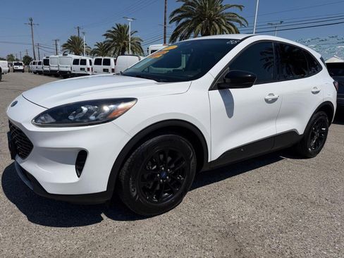 Used 2020 Ford Escape SE Sport FWD image 12