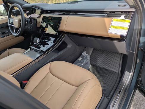 New 2026 Land Rover Range Rover Sport SE image 29