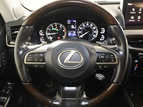 Used 2020 Lexus LX 570 4WD w/ Luxury Package image 40
