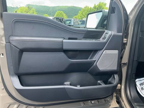 New 2026 Ford F150 Lariat w/ Equipment Group 501A Mid AWD/4WD image 17