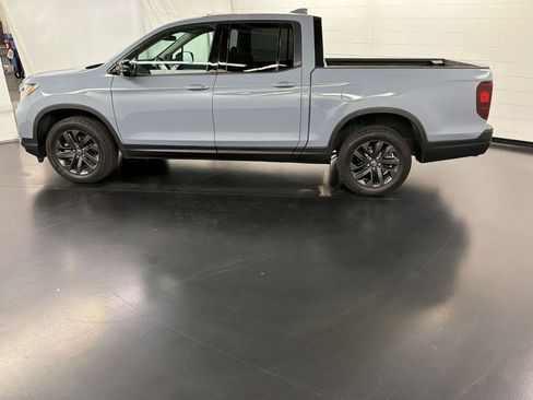 Certified 2023 Honda Ridgeline Sport image 2