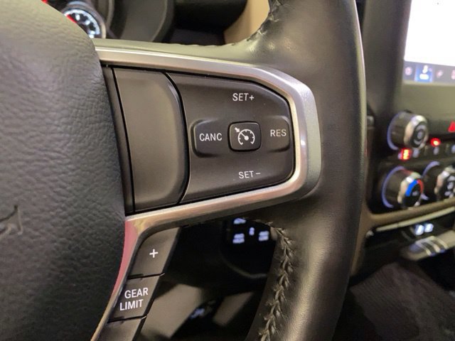 Used 2022 RAM 1500 Laramie AWD/4WD image 33
