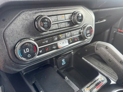Used 2025 Ford Bronco Raptor AWD/4WD image 10