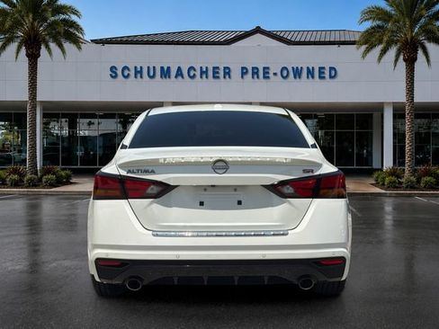 Used 2023 Nissan Altima 2.5 SR FWD image 6
