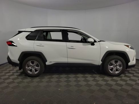 Used 2025 Toyota RAV4 XLE image 10