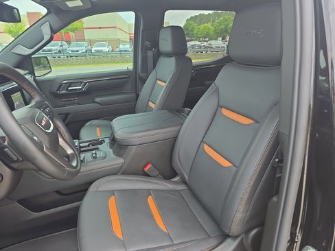 Used 2026 GMC Sierra 1500 AT4 w/ AT4 Premium Package AWD/4WD image 15