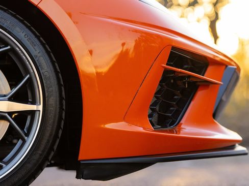 Used 2021 Chevrolet Corvette Stingray Premium Cpe w/ Z51 Performance Package RWD image 24