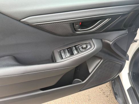 Used 2023 Subaru Outback AWD/4WD image 14