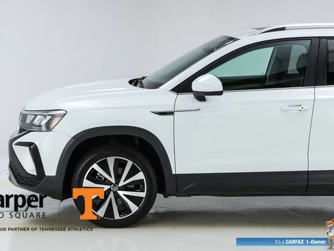 Used 2024 Volkswagen Taos SE FWD image 40