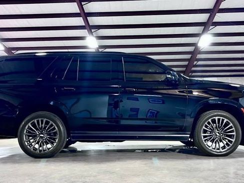 Used 2025 Cadillac Escalade Sport Platinum AWD/4WD image 2