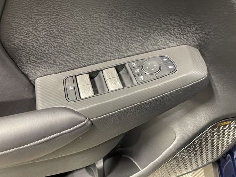 New 2025 Mitsubishi Outlander SE image 20