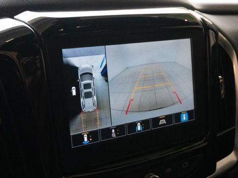 Used 2023 Chevrolet Traverse RS w/ LPO, Floor Liner Package AWD/4WD image 38