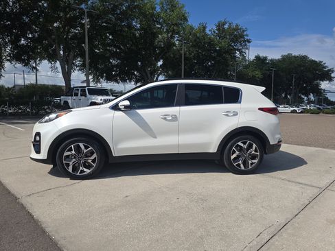 Certified 2022 Kia Sportage EX w/ EX Technology Package FWD image 5
