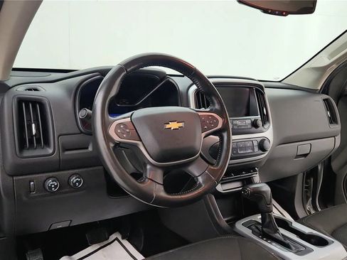 Used 2018 Chevrolet Colorado LT w/ LT Convenience Package image 22