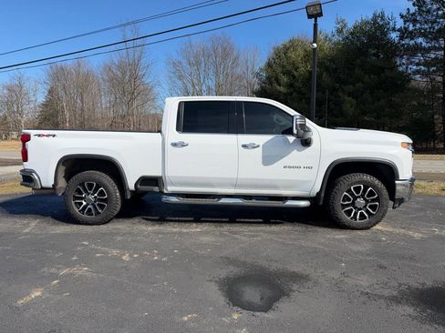 Used 2020 Chevrolet Silverado 2500 LTZ w/ LTZ Plus Package image 4