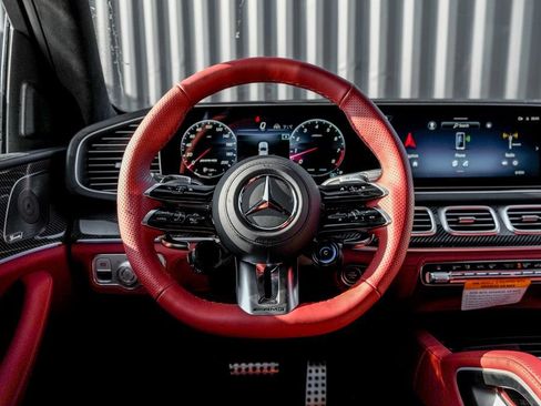 Used 2026 Mercedes-Benz GLE 63 AMG S image 22
