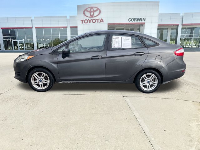 Used 2019 Ford Fiesta SE FWD image 2