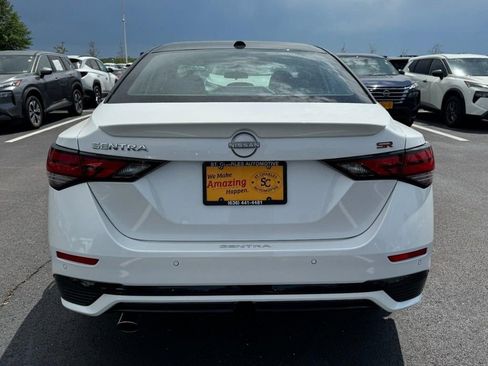 Used 2025 Nissan Sentra SR w/ SR Premium Package FWD image 4