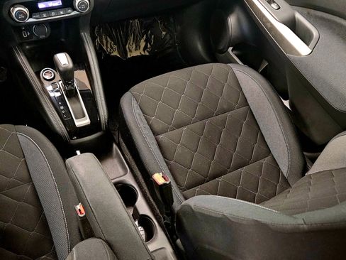 Used 2018 Nissan Kicks SV w/ Exterior Package image 25