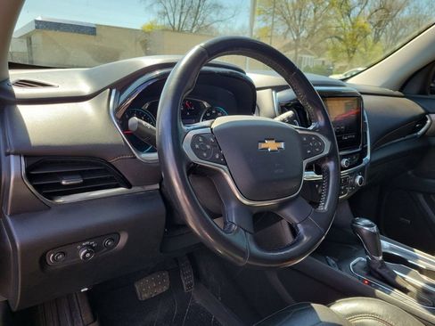 Used 2020 Chevrolet Traverse Premier w/ Redline Edition FWD image 22