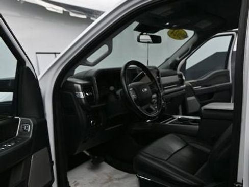 Used 2024 Ford F250 Lariat image 18
