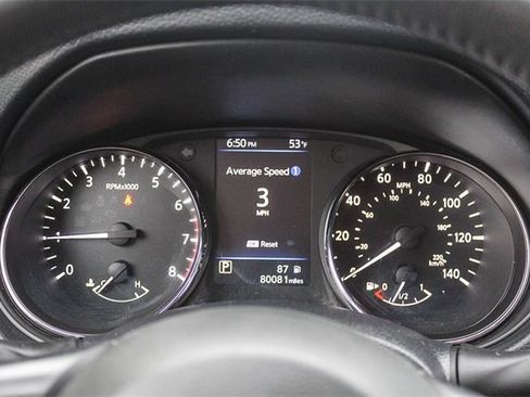 Used 2019 Nissan Rogue SV image 31