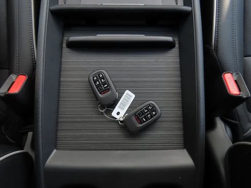 New 2026 Honda Odyssey Touring image 28