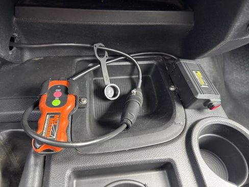 Used 2014 RAM 2500 ST image 18