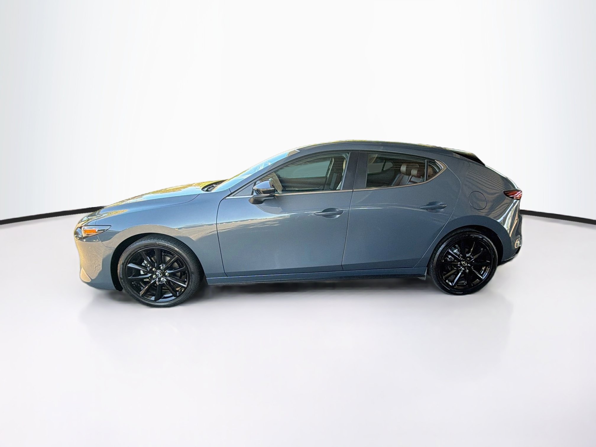 Used 2026 MAZDA MAZDA3 Carbon AWD/4WD image 4