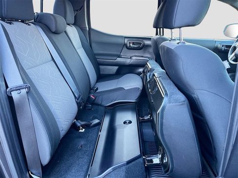 Used 2023 Toyota Tacoma TRD Sport image 30