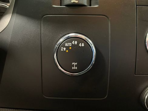 Used 2011 Chevrolet Silverado 1500 LT w/ All-Star Edition image 13