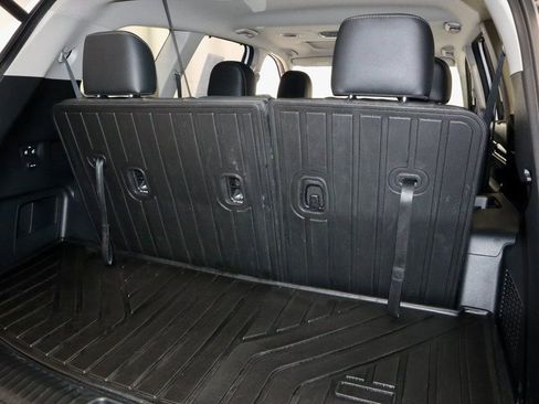 Used 2023 Kia Telluride EX w/ EX Captain's Chair Package image 14